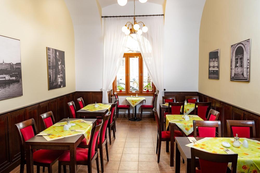 Hotel Petr Praha Eksteriør bilde