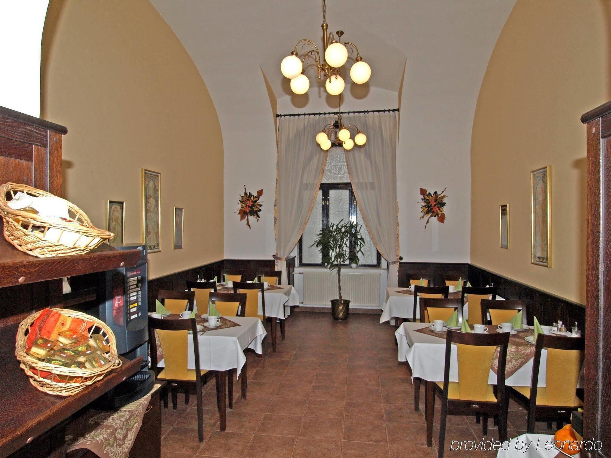 Hotel Petr Praha Restaurant bilde