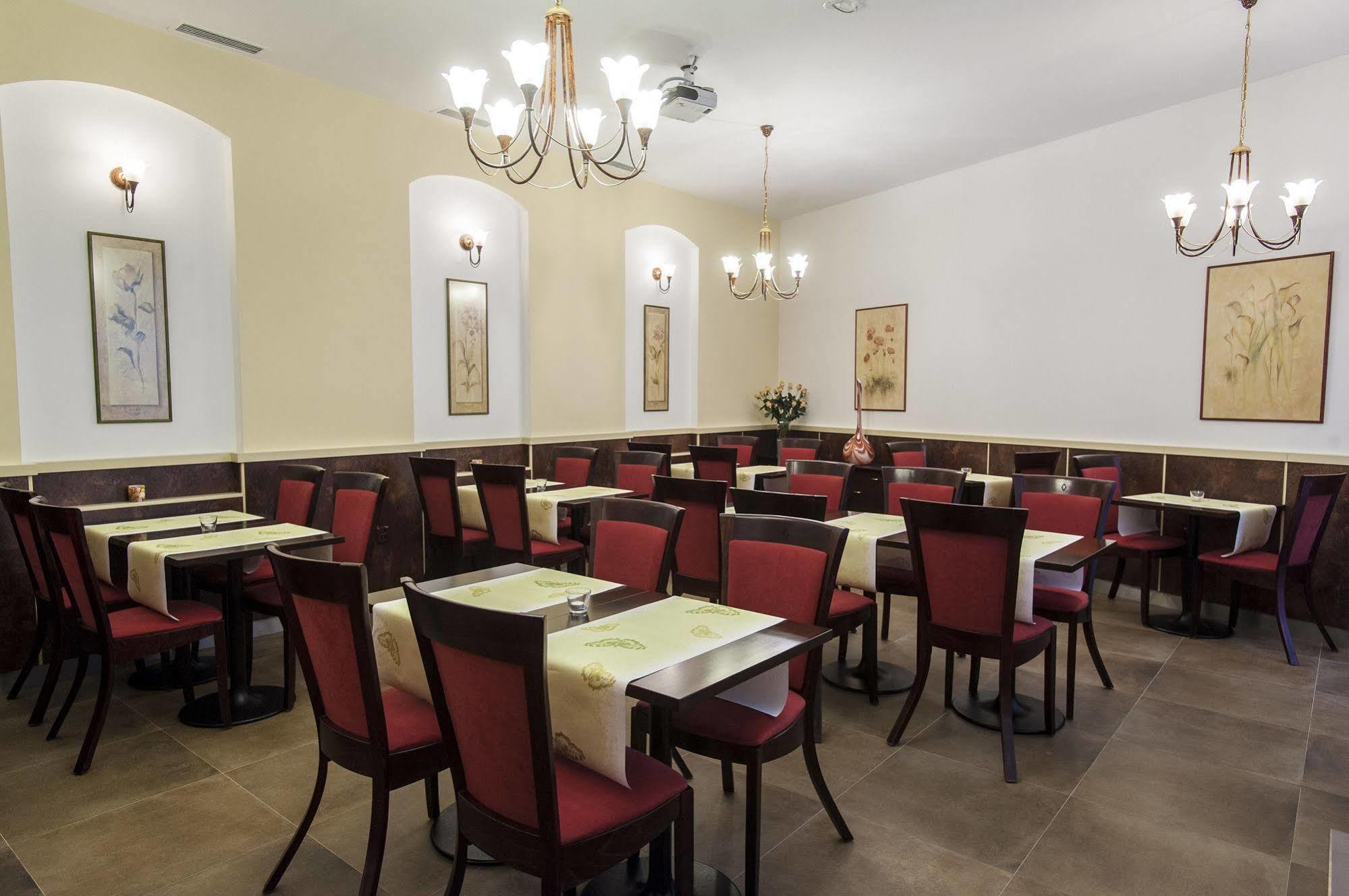 Hotel Petr Praha Eksteriør bilde